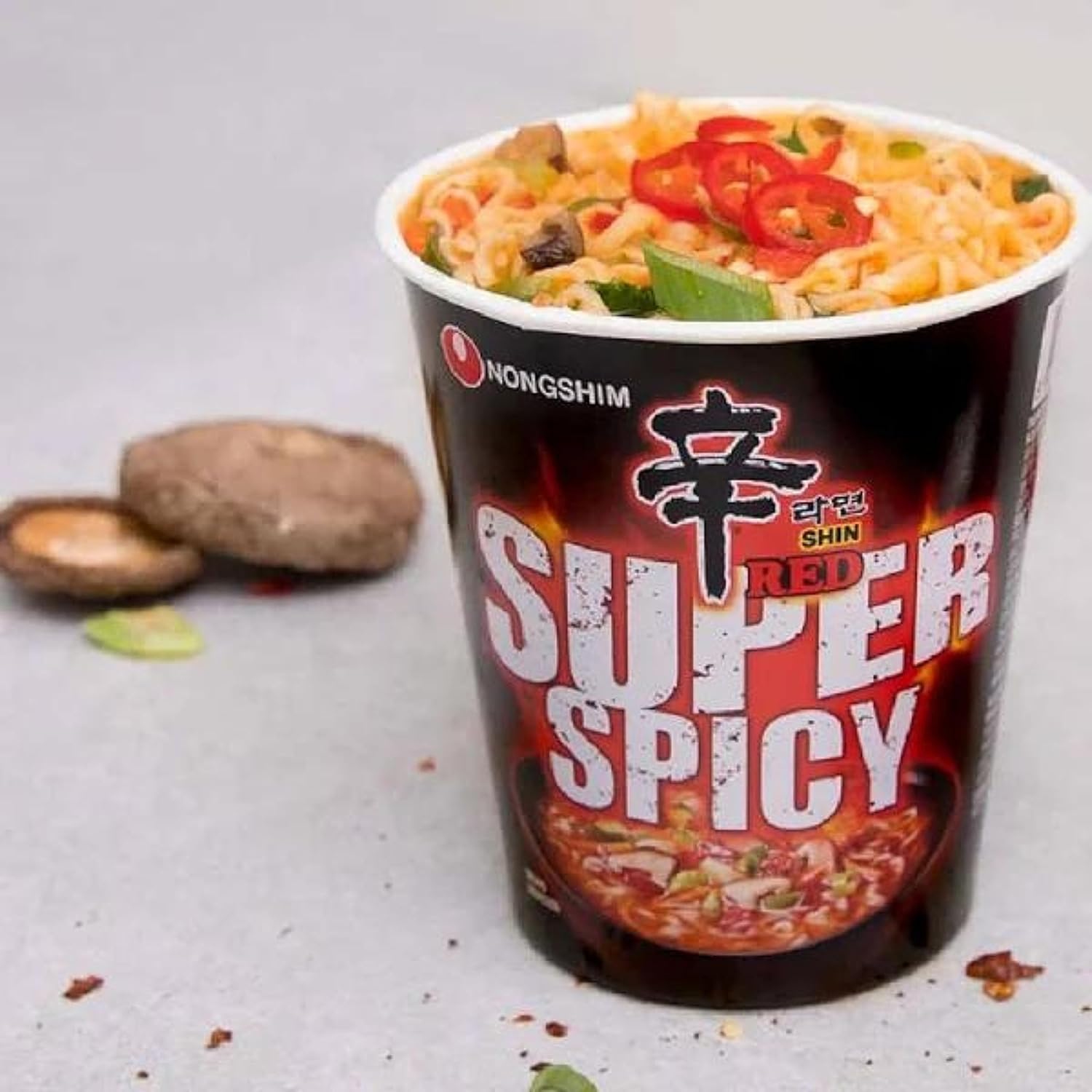 Nongshim Shin Red Super Spicy Cup Noodles Weight: 68gm Origin: Korea Nongshim Shin Red Super Spicy Cup Noodles 68g - Image 1