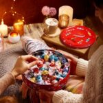 Lindt Lindor Assorted Chocolate Tin 450g - Image 2
